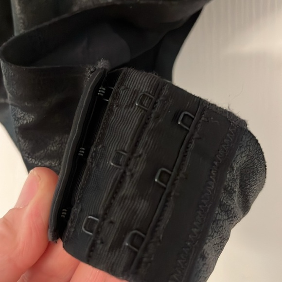 KNIX Papaya LuxeLift BLACK Faux Leather Shapewear Thong Bodysuit size S+ - Picture 12 of 13